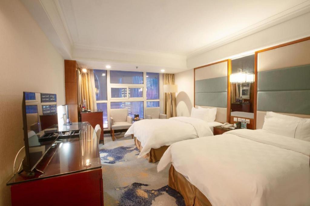 Linyi Blue Horizon Intenational Hotel Exterior photo